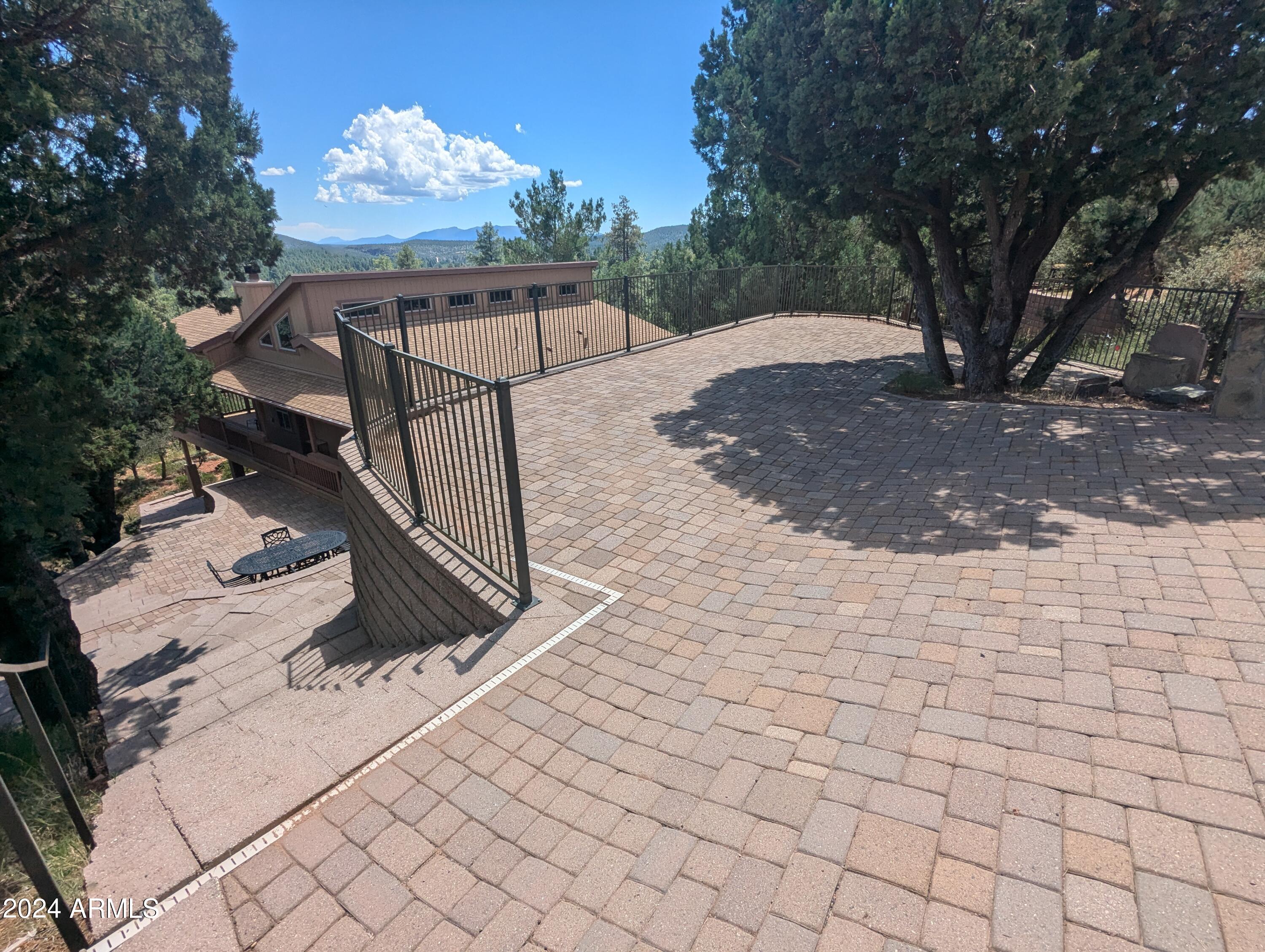 6063 Pinon Way Pine, AZ 85544 - Photo 3 of 39 1000002531