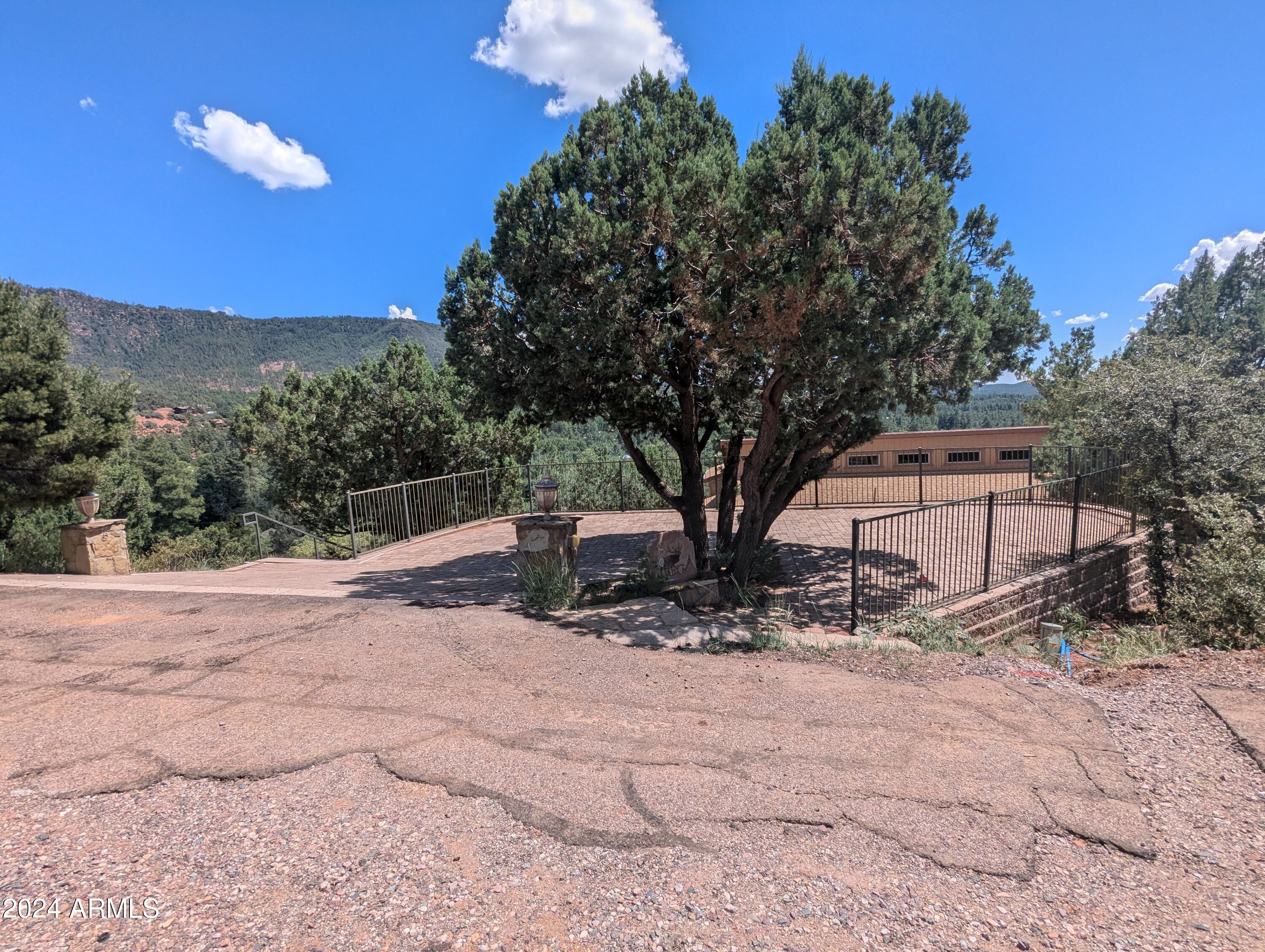 6063 Pinon Way Pine, AZ 85544 - Photo 5 of 39 1000002532