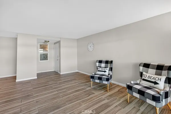 $678,000 | 8777 Coral Springs Court, Unit 8C, Huntington Beach, CA 92646