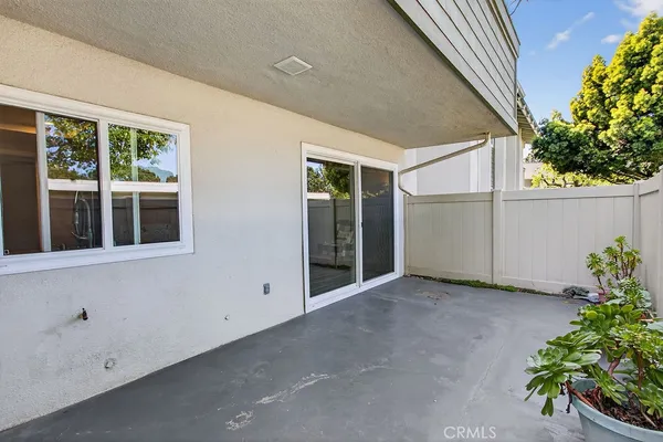 $678,000 | 8777 Coral Springs Court, Unit 8C, Huntington Beach, CA 92646