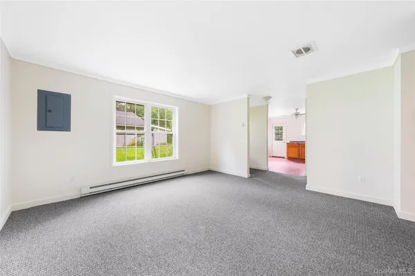 $1,950 | 228 Hawleys Corners Road, Unit 2, Highland, NY 12528