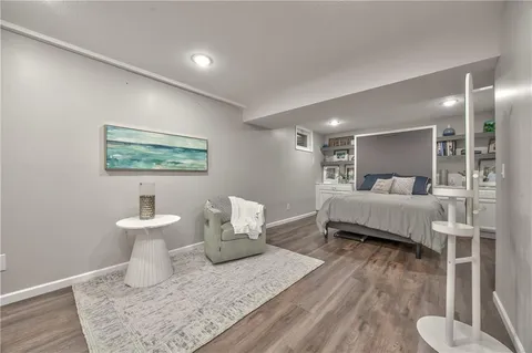 $330,000 | 10781 Oakmont Street, Overland Park, KS 66210
