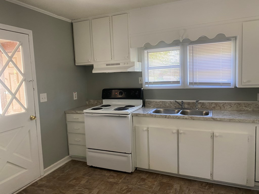 122 Retha Road Orangeburg, SC 29115 - Photo 4 of 15 Photo 4
