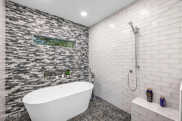 $2,690,000 | 5316 East Calle Redonda, Phoenix, AZ 85018