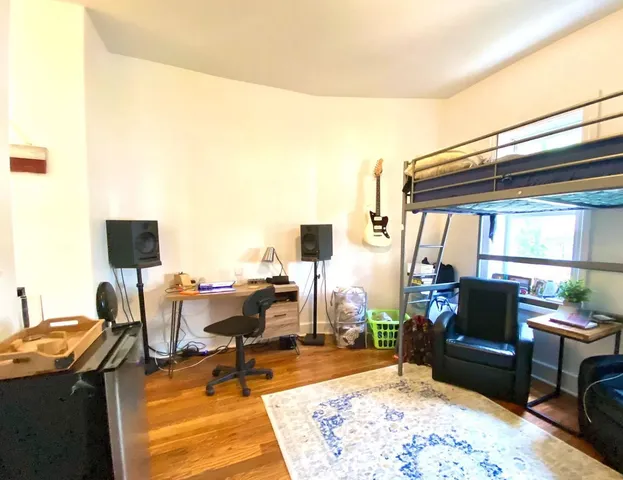 $2,795 | 1820 South Throop Street, Unit 1F, Chicago, IL 60608