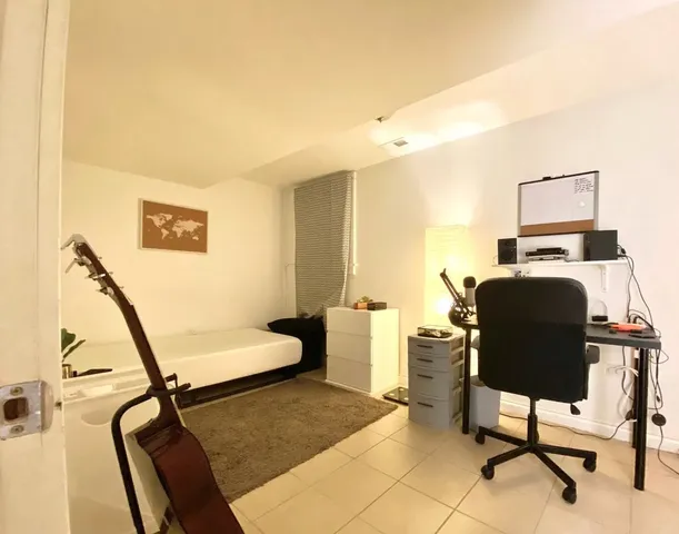 $2,795 | 1820 South Throop Street, Unit 1F, Chicago, IL 60608