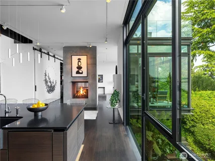 $9,800,000 | 3310 East Laurelhurst Drive Northeast, Seattle, WA 98105