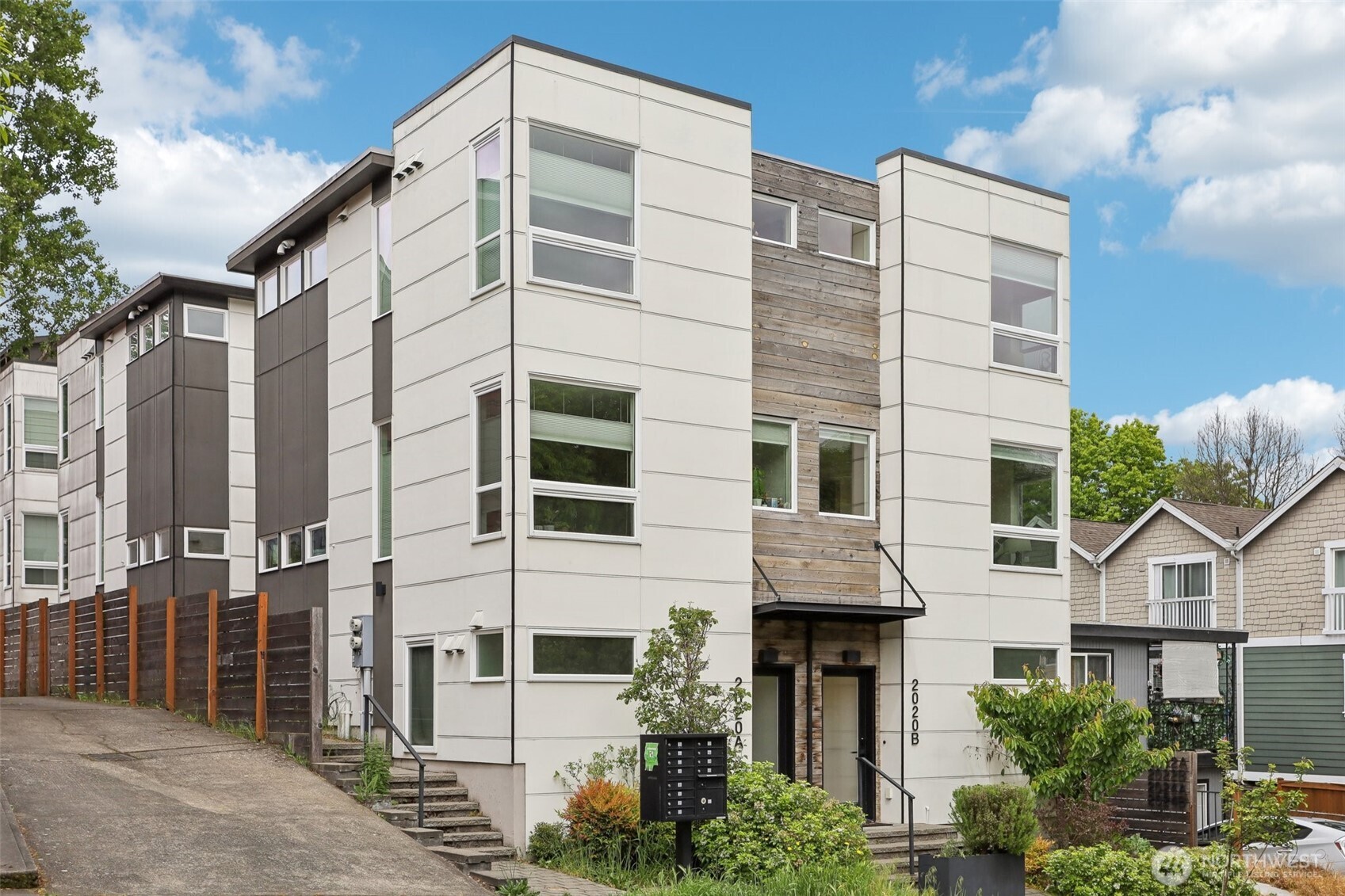 2020 South Main Street, Unit B Seattle, WA 98144 - Photo 16 of 25 Gallery Image 16