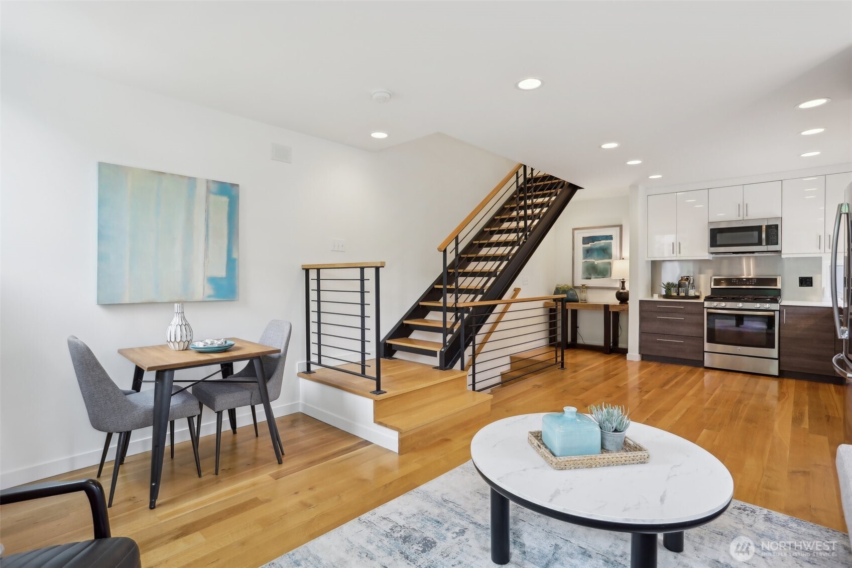 2020 South Main Street, Unit B Seattle, WA 98144 - Photo 3 of 25 Gallery Image 3