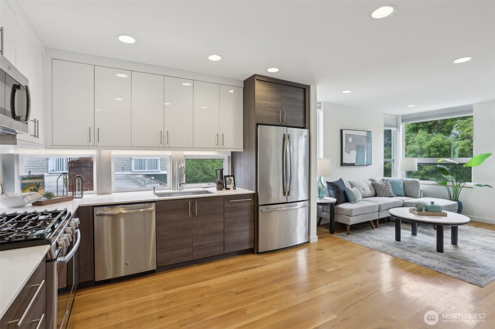 2020 South Main Street, Unit B Seattle, WA 98144 - Photo 5 of 25 Gallery Image 5