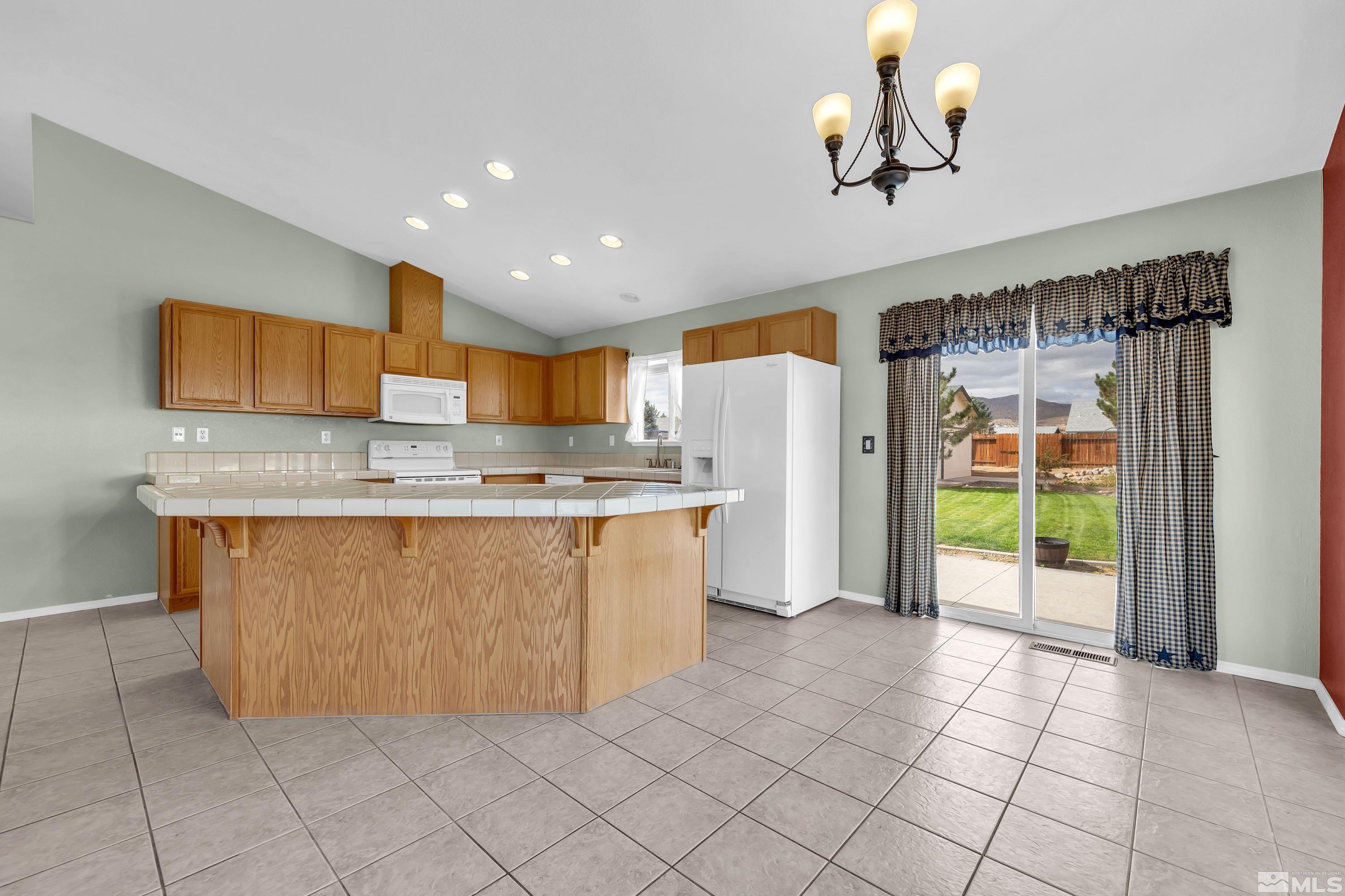 2359 Ruddy Way Sparks, NV 89441 - Photo 8 of 35 Photo 8