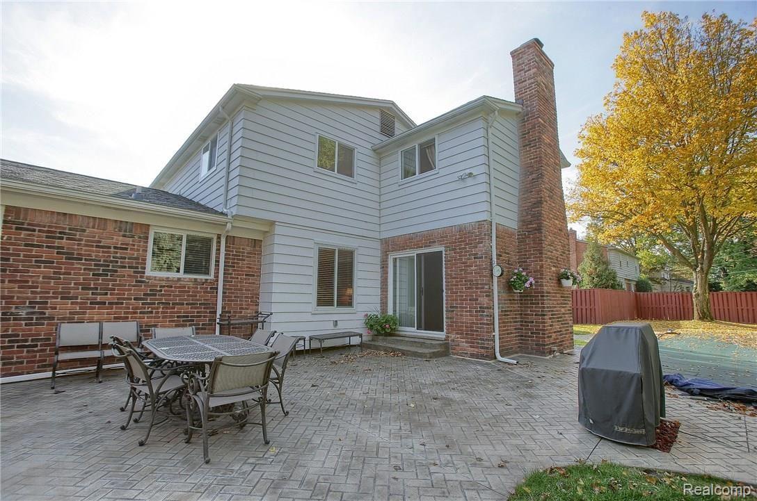 705 Foxhall Road Bloomfield Hills, MI 48304 - Photo 27 of 35 Patio_2nd_View.jpg