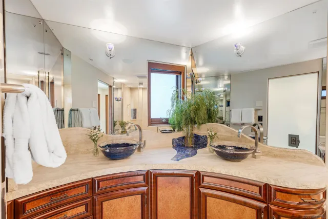 $7,500,000 | 3921 Ocean Front Walk, San Diego, CA 92109