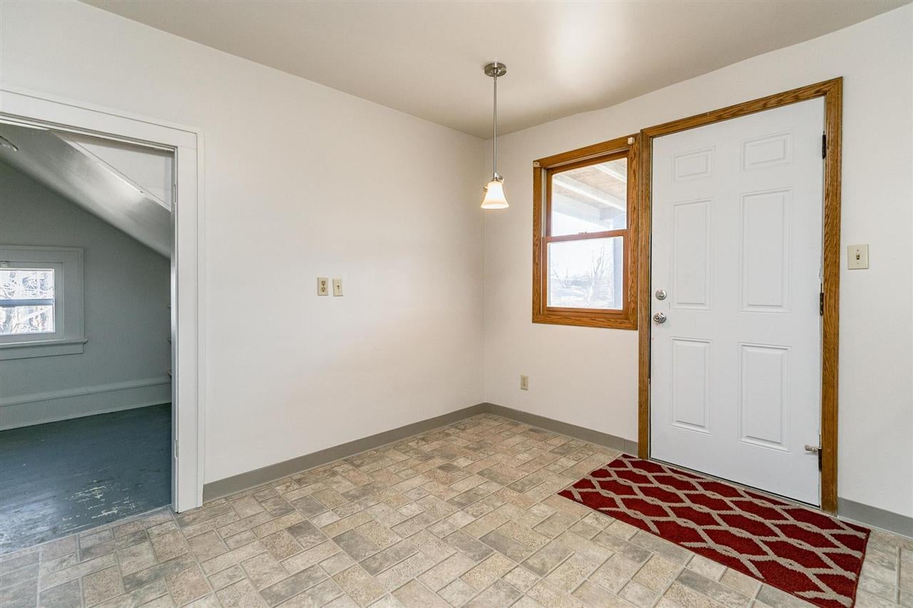 1931 Mt Vernon Road Southeast Cedar Rapids, IA 52403 - Photo 26 of 38 Gallery Image 26