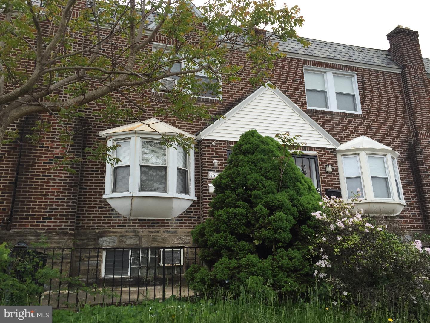 6819 Rutland Street Philadelphia, PA 19149 - Photo 2 of 16 Gallery Image 2