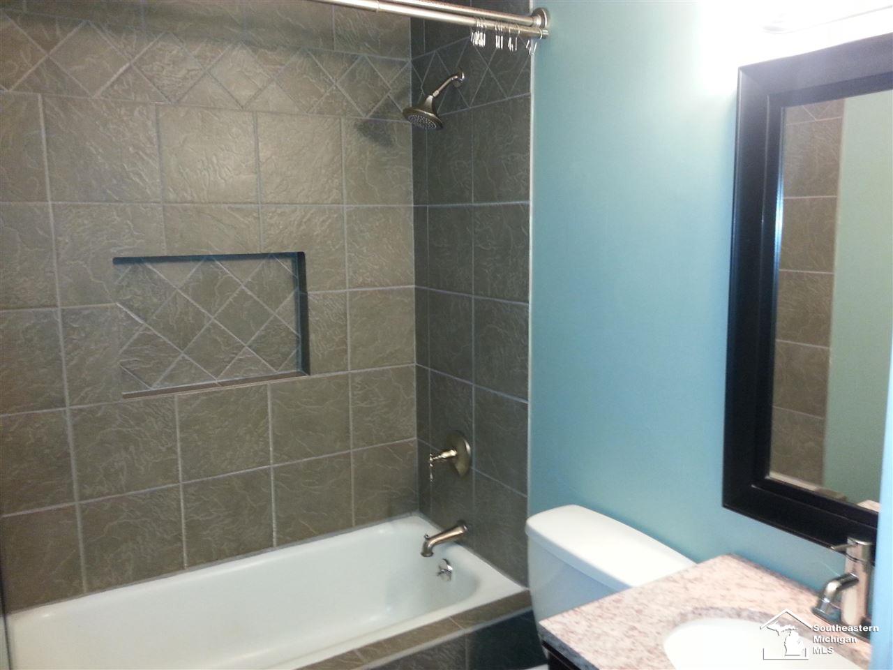 6235 Beech Daly Road Taylor, MI 48180 - Photo 6 of 10