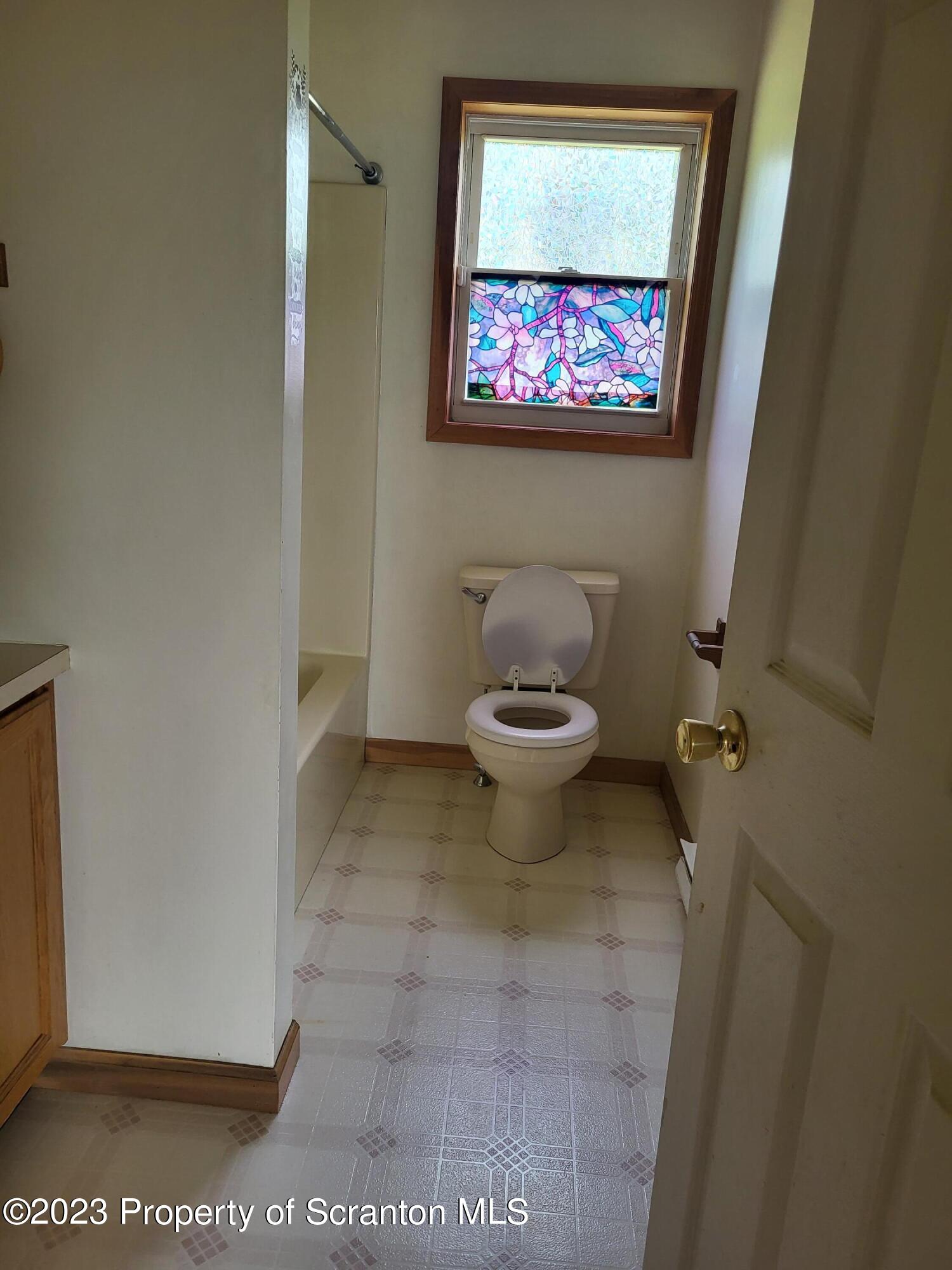 137 Pierce Road Carbondale, PA 18407 - Photo 11 of 15 Gallery Image 11