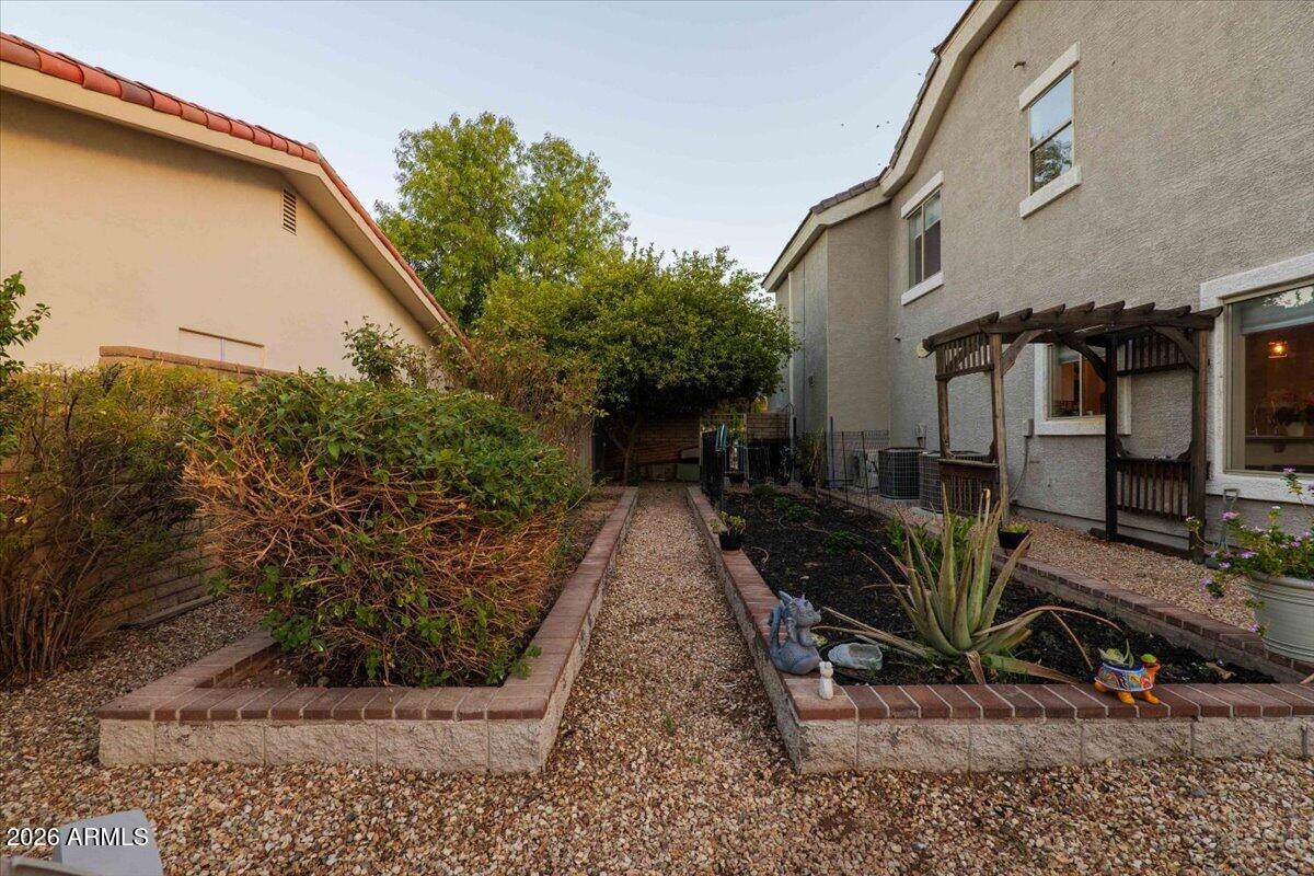 120 West Southern Hills Road Phoenix, AZ 85023 - Photo 58 of 67 Side Yard