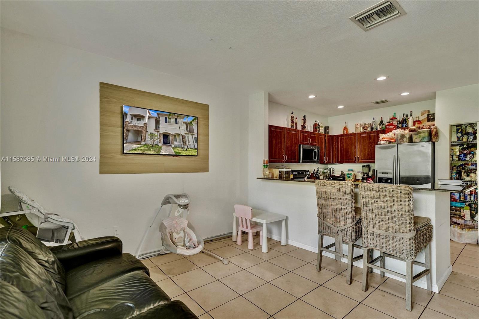 8271 Southwest 29th Street, Unit 103 Miramar, FL 33025 - Photo 14 of 35
