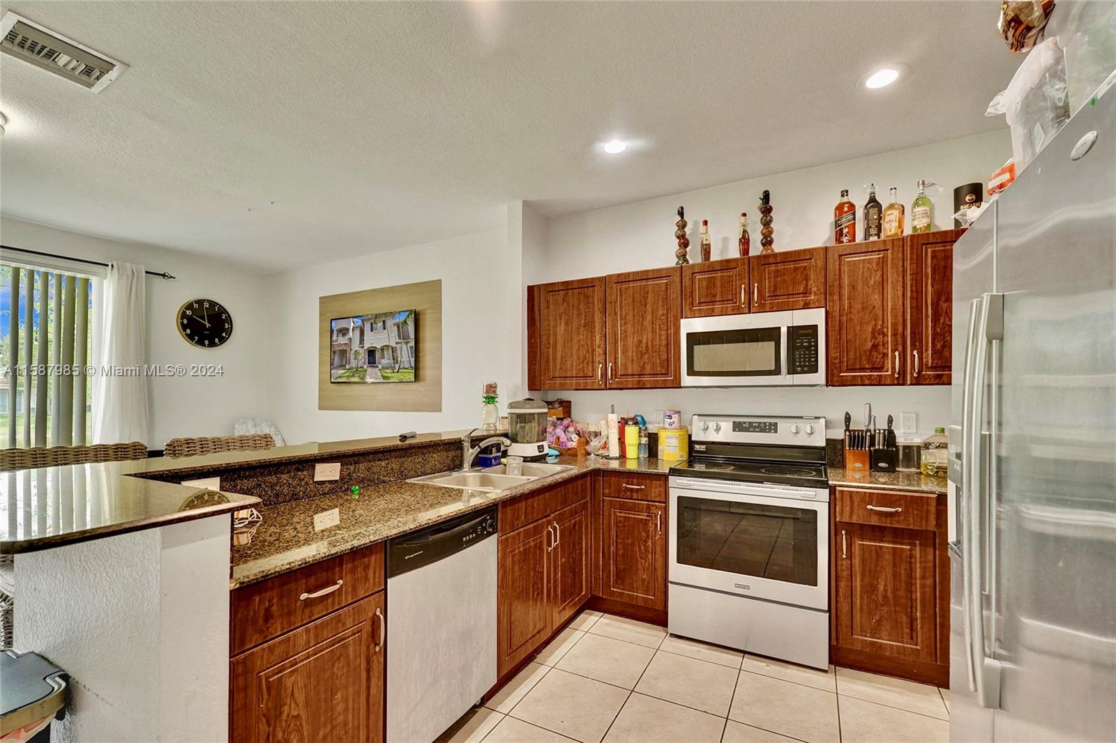 8271 Southwest 29th Street, Unit 103 Miramar, FL 33025 - Photo 7 of 35