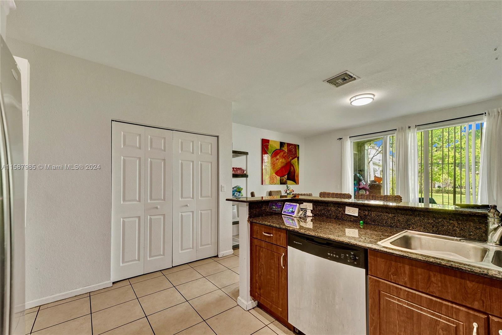 8271 Southwest 29th Street, Unit 103 Miramar, FL 33025 - Photo 9 of 35