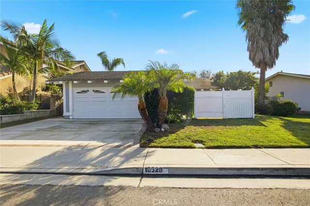 $1,198,000 | 10928 El Domino Avenue, Fountain Valley, CA 92708