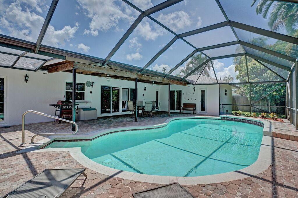 17414 Springtree Lane Boca Raton, FL 33487 - Photo 17 of 23 20160616214029826946000000-o