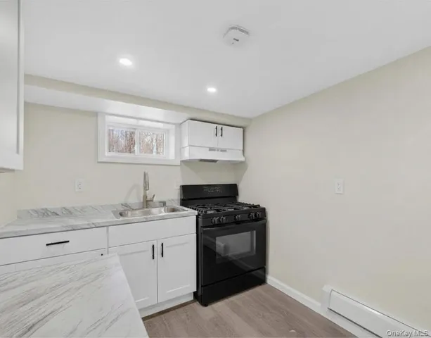 $2,000 | 149 Lewis Lane, Unit 3, Wallkill, NY 12589