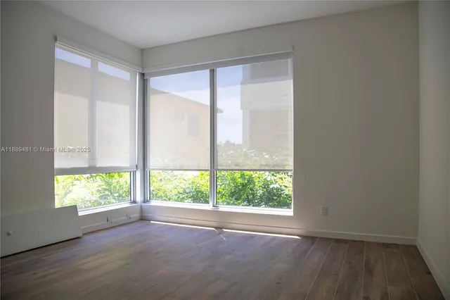 $7,800 | 529 Southwest 11th Street, Unit 203, Miami, FL 33129