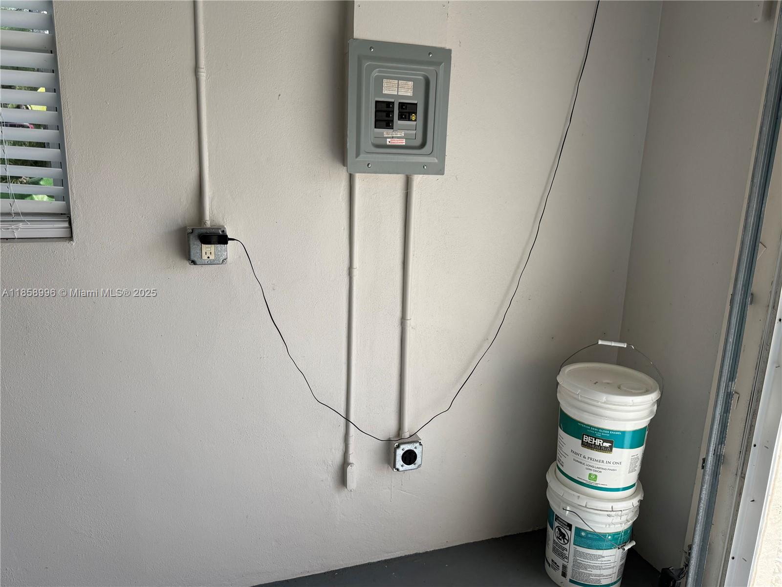 4115 Hammock Road Sebring, FL 33875 - Photo 25 of 25 a view of entryway