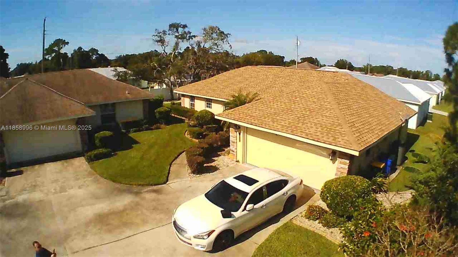 4115 Hammock Road Sebring, FL 33875 - Photo 10 of 25 an aerial view of residential houses with outdoor space
