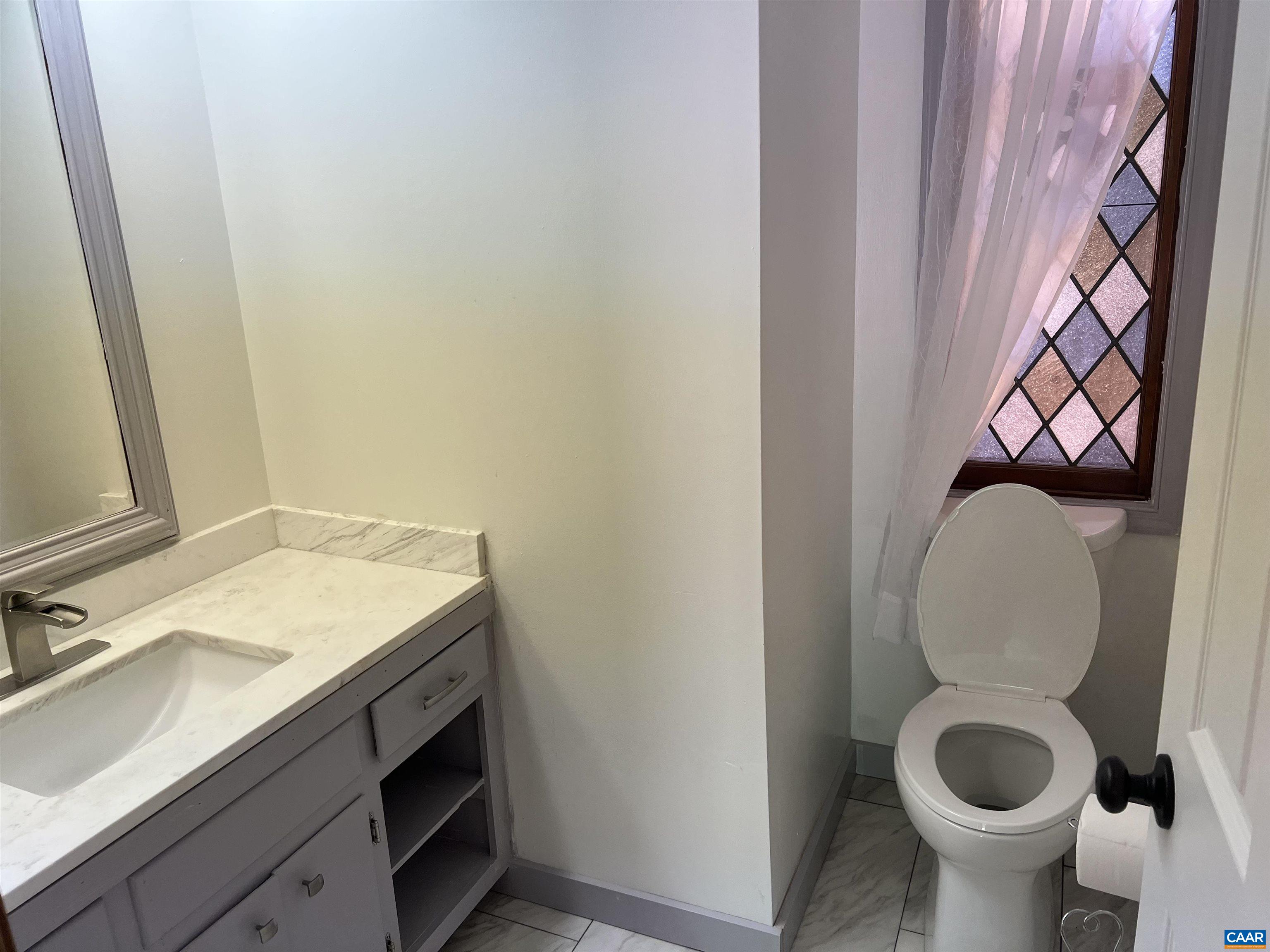 14150 James River Road Lovingston, VA 22949 - Photo 27 of 54 1st floor half bath