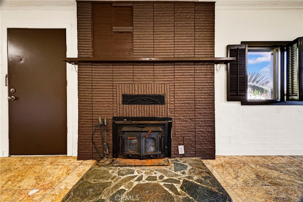 351 2nd Street Hamilton City, CA 95951 - Photo 13 of 52 a view of a entryway door of the house