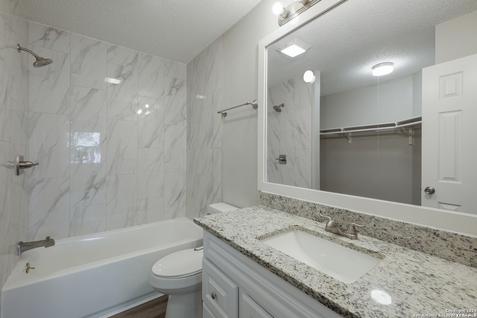 7539 Rimhurst San Antonio, TX 78250 - Photo 8 of 15