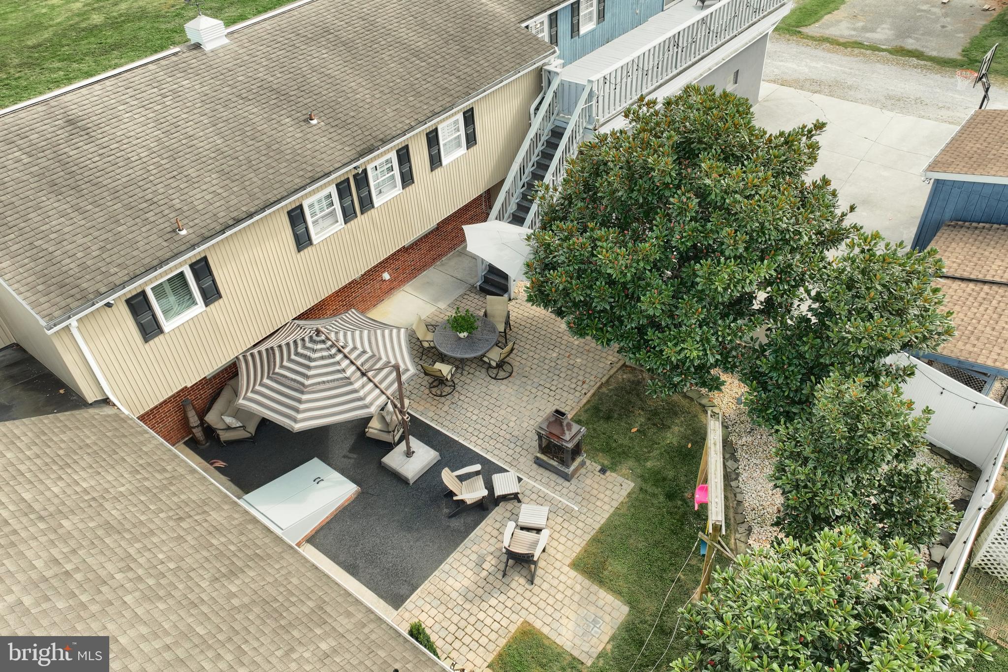 372 Maple Avenue Hanover, PA 17331 - Photo 78 of 87 a view of balcony and deck