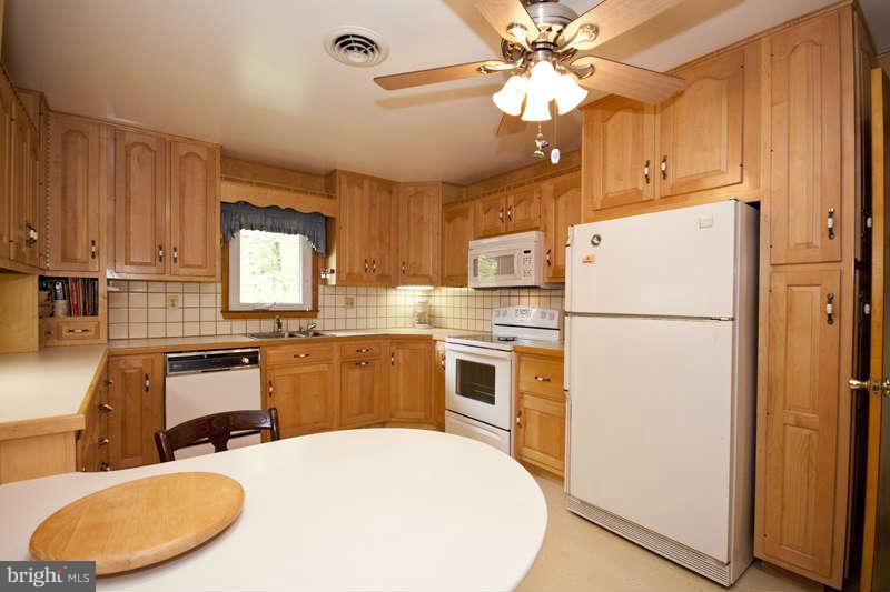 1408 Kahoe Road Forest Hill, MD 21050 - Photo 7 of 25 Kitchen