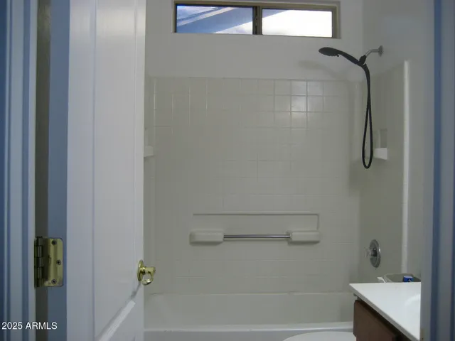 $3,000 | 351 North Cottonwood Street, Chandler, AZ 85225