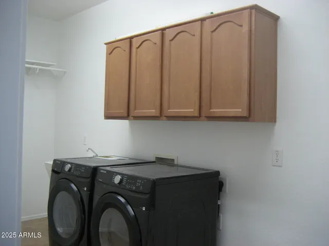 $3,100 | 351 North Cottonwood Street, Chandler, AZ 85225