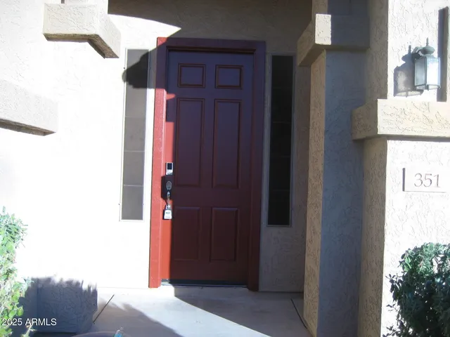 $3,000 | 351 North Cottonwood Street, Chandler, AZ 85225