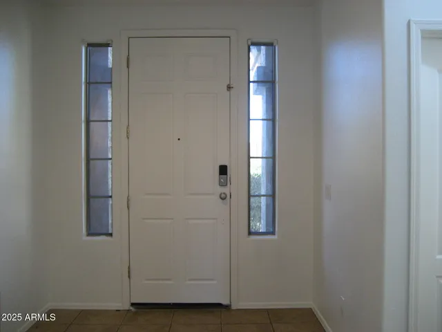 $3,000 | 351 North Cottonwood Street, Chandler, AZ 85225