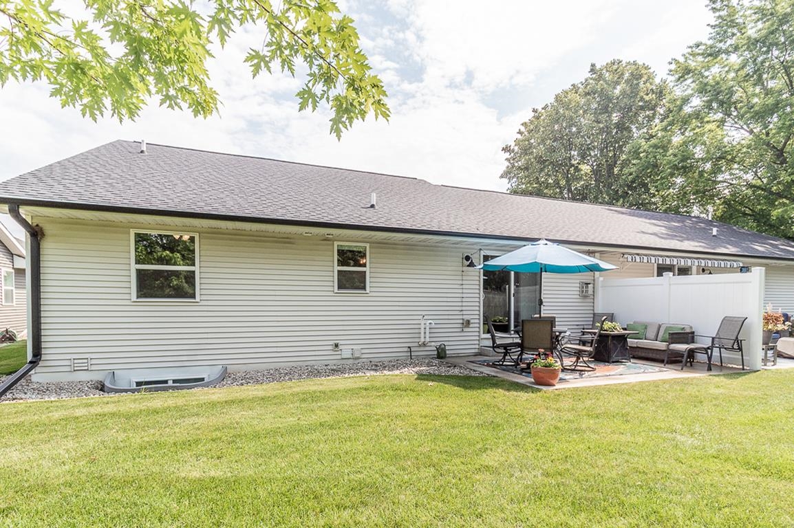 1857 Southbridge Road De Pere, WI 54115 - Photo 37 of 40