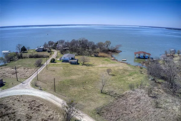 $90,000 | 3892 Thunder Point Drive, Lone Oak, TX 75453