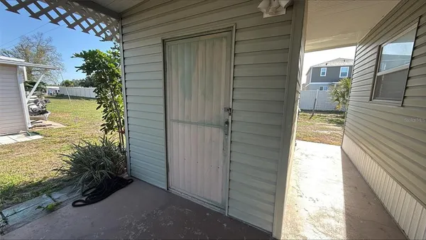 $1,500 | 3037 88th St Circle East, Palmetto, FL 34221