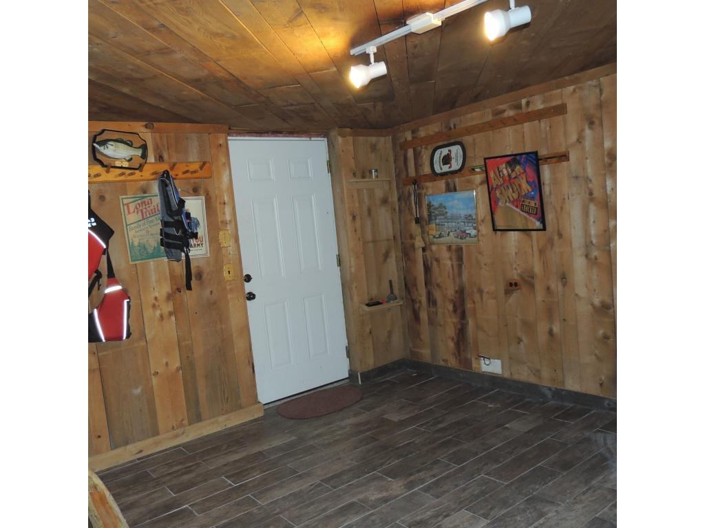 214 Fay Boyden Road Wardsboro, VT 05360 - Photo 17 of 19
