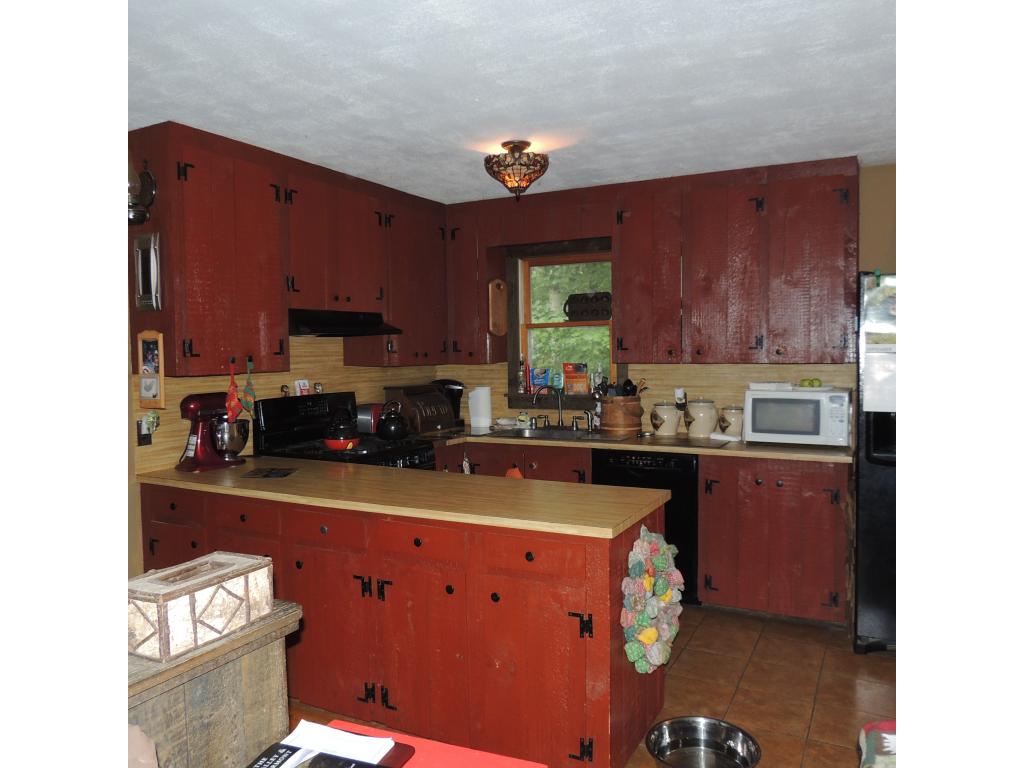 214 Fay Boyden Road Wardsboro, VT 05360 - Photo 9 of 19