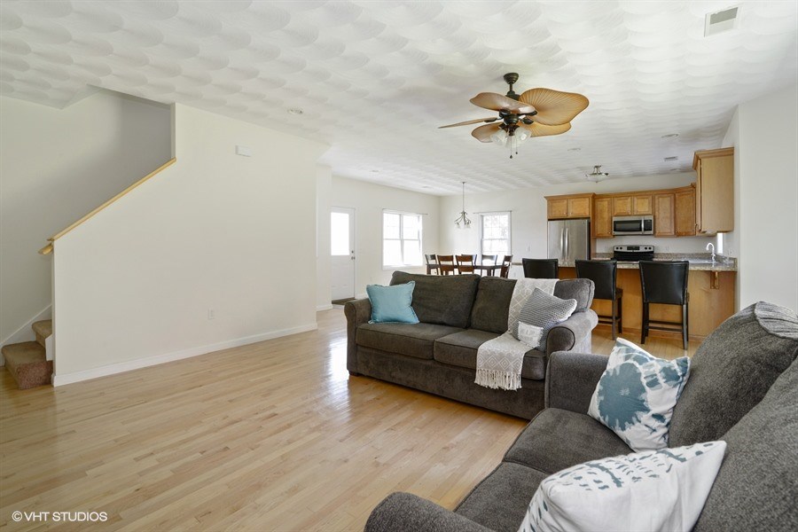 14 Island View Road Narragansett, RI 02882 - Photo 7 of 15