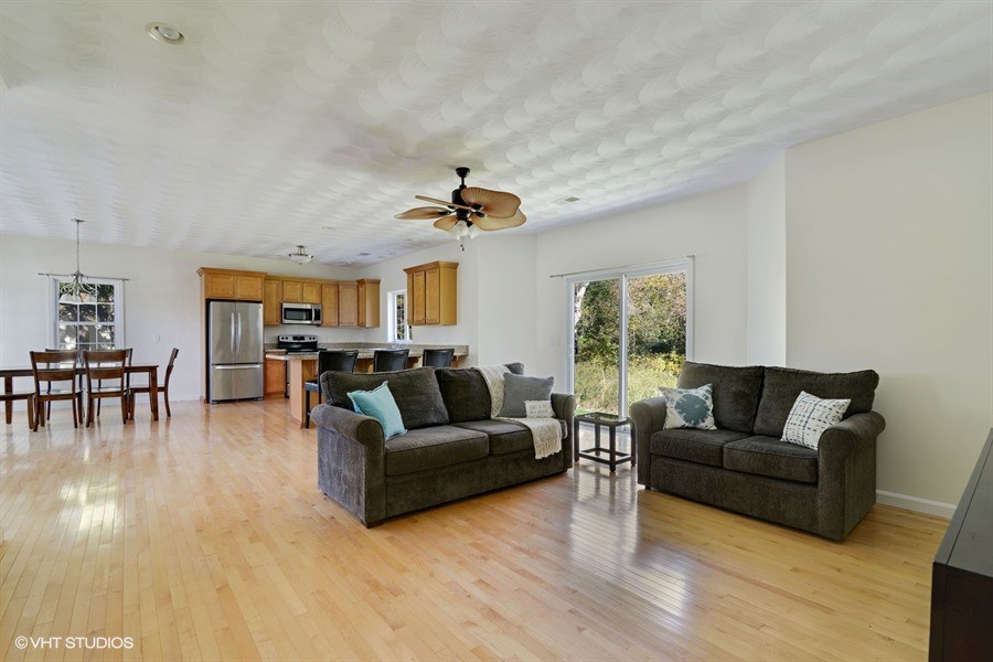 14 Island View Road Narragansett, RI 02882 - Photo 9 of 15