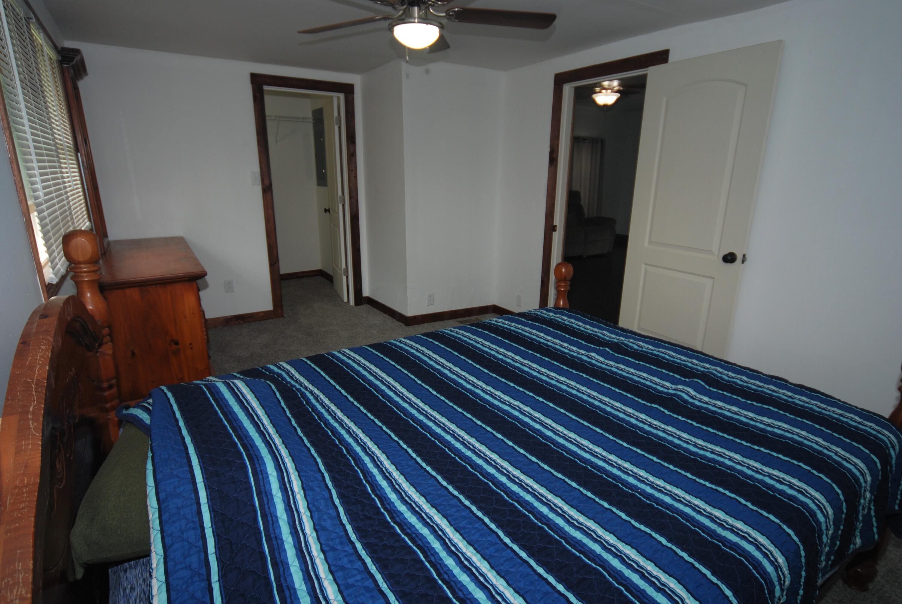 4858 Hedley Road Radnor, OH 43066 - Photo 8 of 24 owner suite toward living room