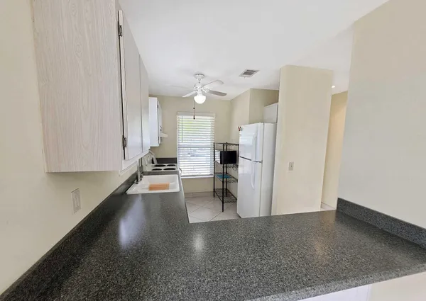 $1,850 | 1480 Southeast Rivergreen Circle, Port St. Lucie, FL 34952