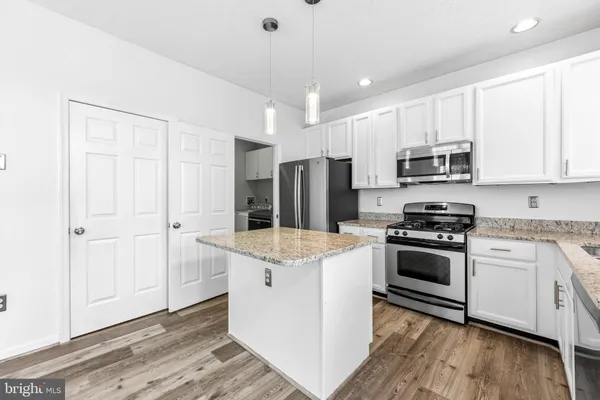 $3,250 | 210 Eisenhower Court, Odenton, MD 21113